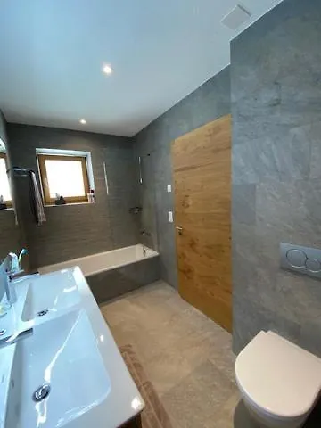 Апартаменты Berghof *